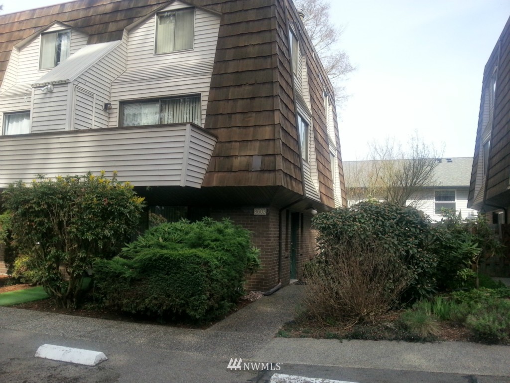 8603 244th Street Southwest, Unit 2B Edmonds, WA 98026 - Photo 1 of 15 Gallery Image 1