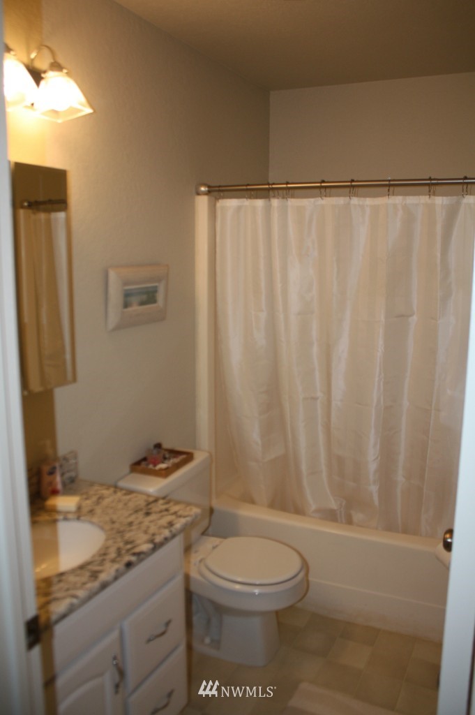 8603 244th Street Southwest, Unit 2B Edmonds, WA 98026 - Photo 13 of 15 Gallery Image 13