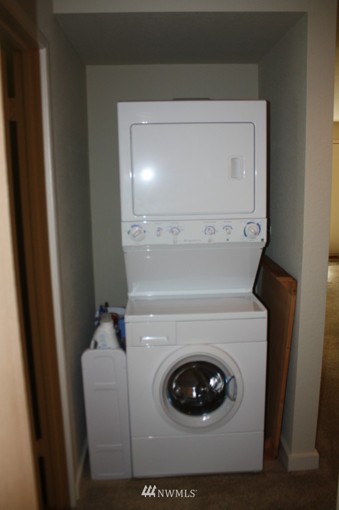 8603 244th Street Southwest, Unit 2B Edmonds, WA 98026 - Photo 14 of 15 Gallery Image 14