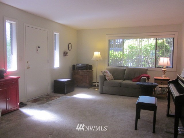 8603 244th Street Southwest, Unit 2B Edmonds, WA 98026 - Photo 7 of 15 Gallery Image 7