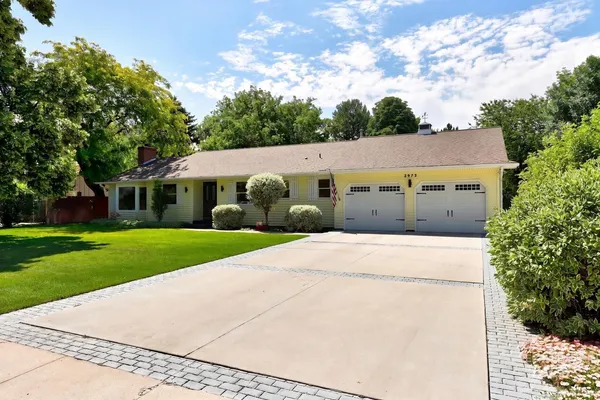 $637,700 | 2975 East Autumn Way, Meridian, ID 83642