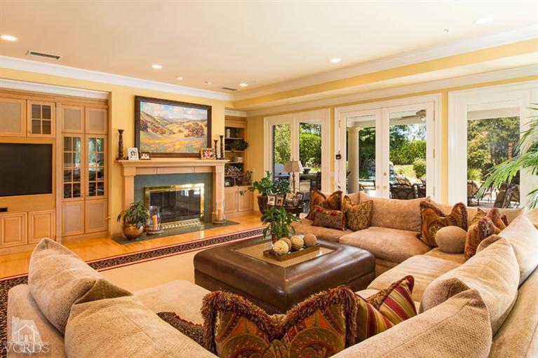 2702 Ladbrook Way Thousand Oaks, CA 91361 - Photo 15 of 45 a living room with furniture and a fireplace