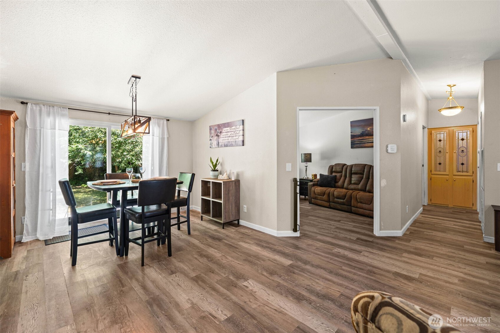 6970 Southeast King Road Port Orchard, WA 98367 - Photo 8 of 29 Gallery Image 8