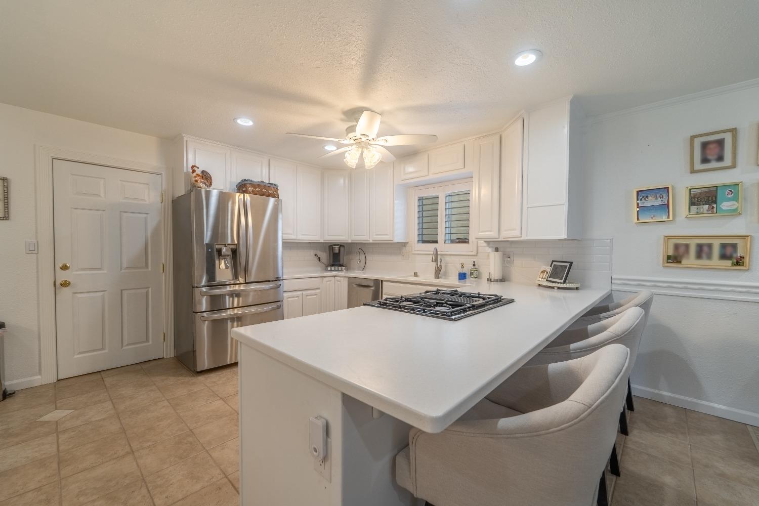 3405 Keller Street Modesto, CA 95355 - Photo 11 of 31