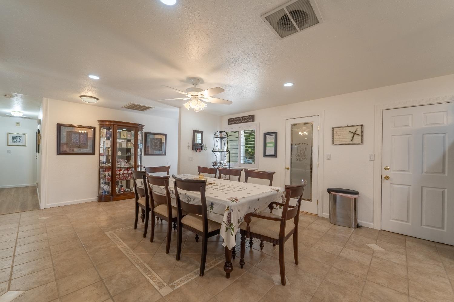 3405 Keller Street Modesto, CA 95355 - Photo 13 of 31