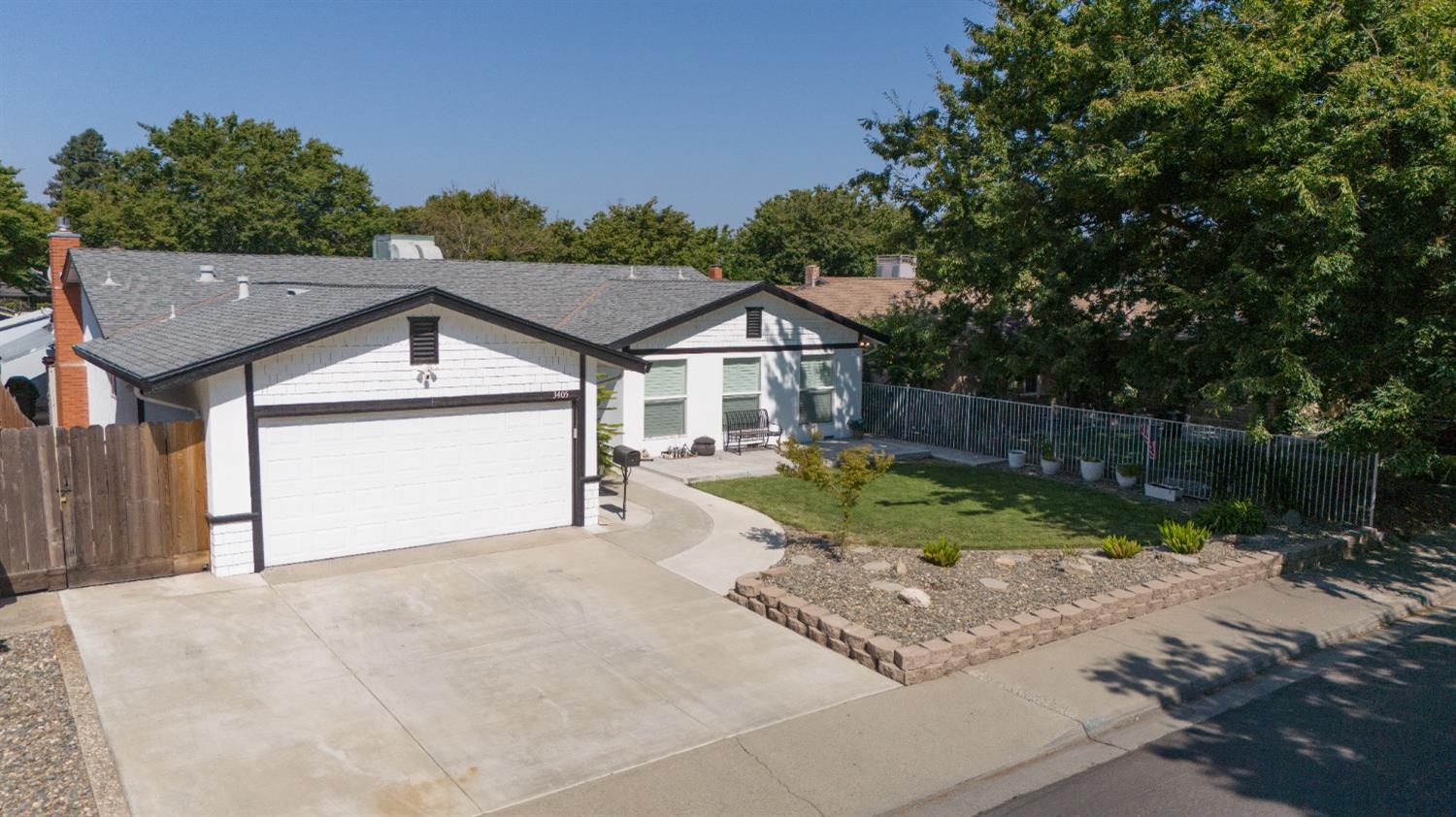 3405 Keller Street Modesto, CA 95355 - Photo 2 of 31