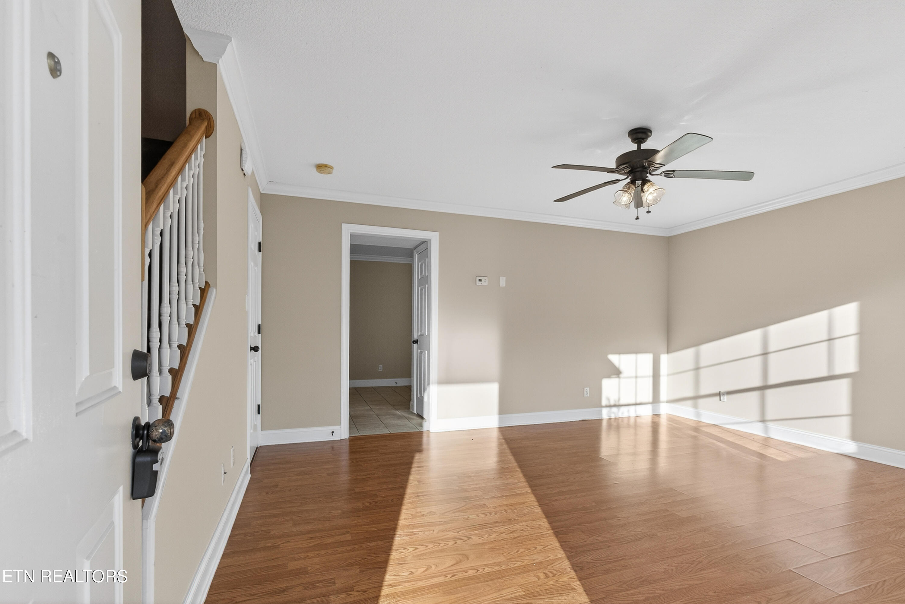 5208 Devonbrook Way Knoxville, TN 37918 - Photo 2 of 15 Living room