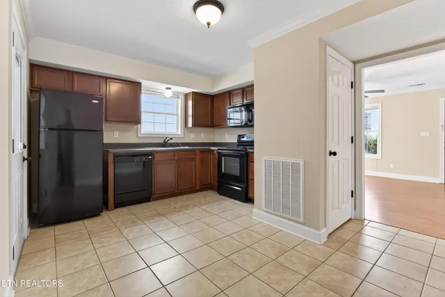 $1,500 | 5208 Devonbrook Way, Knoxville, TN 37918