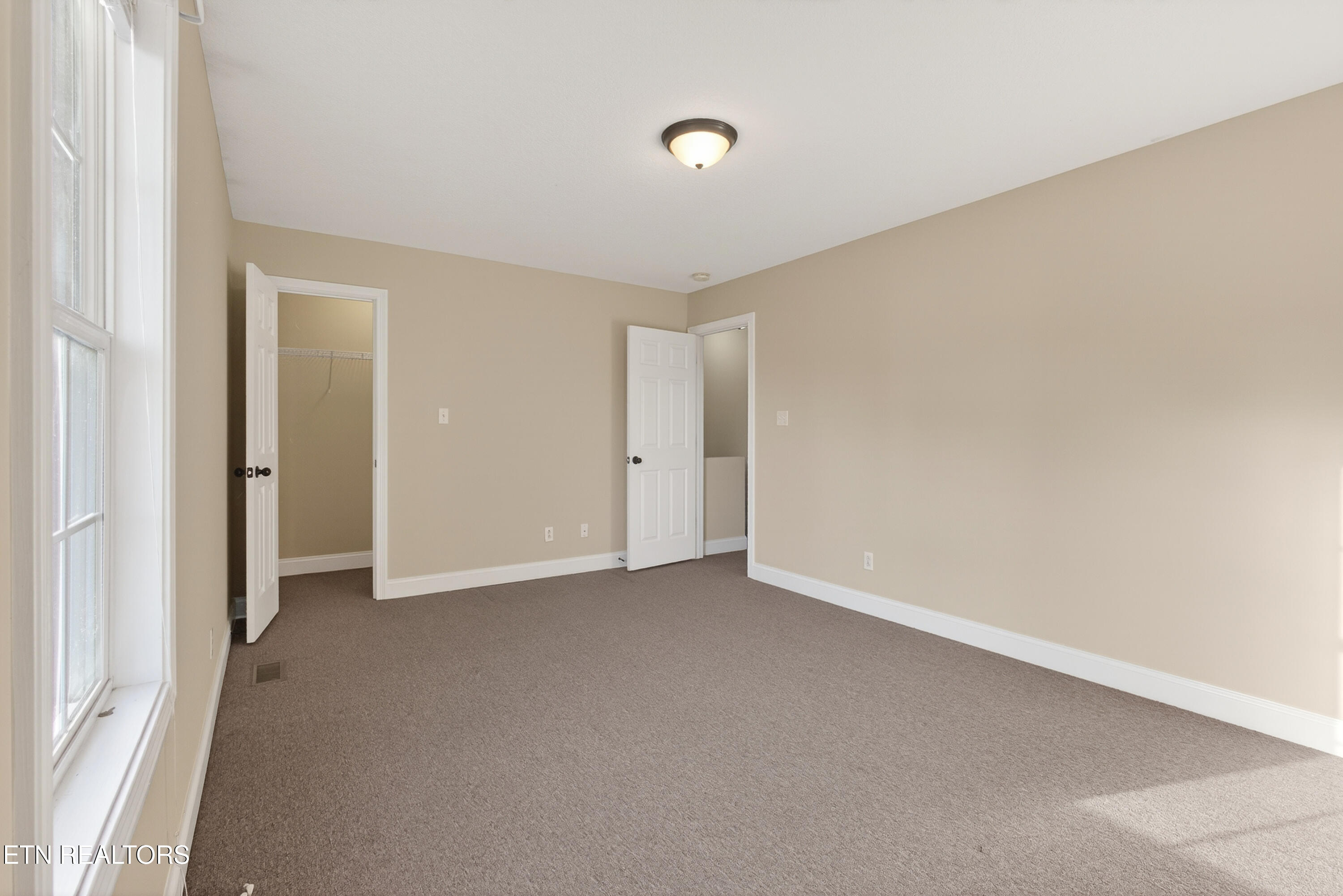 5208 Devonbrook Way Knoxville, TN 37918 - Photo 10 of 15 Bedroom 1