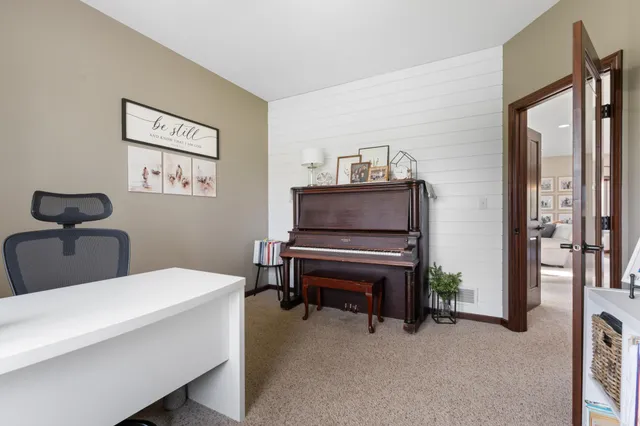 $599,900 | 25635 739th Avenue, Grand Meadow, MN 55936