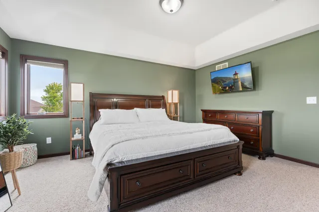 $599,900 | 25635 739th Avenue, Grand Meadow, MN 55936