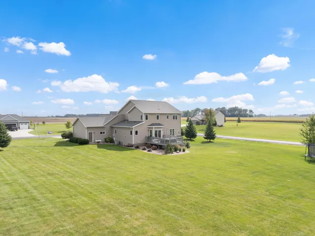 $599,900 | 25635 739th Avenue, Grand Meadow, MN 55936