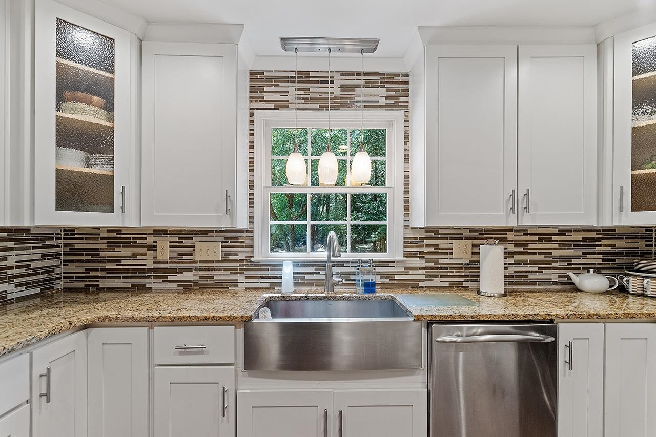 3138 Morningside Drive Raleigh, NC 27607 - Photo 18 of 33 Photo 18