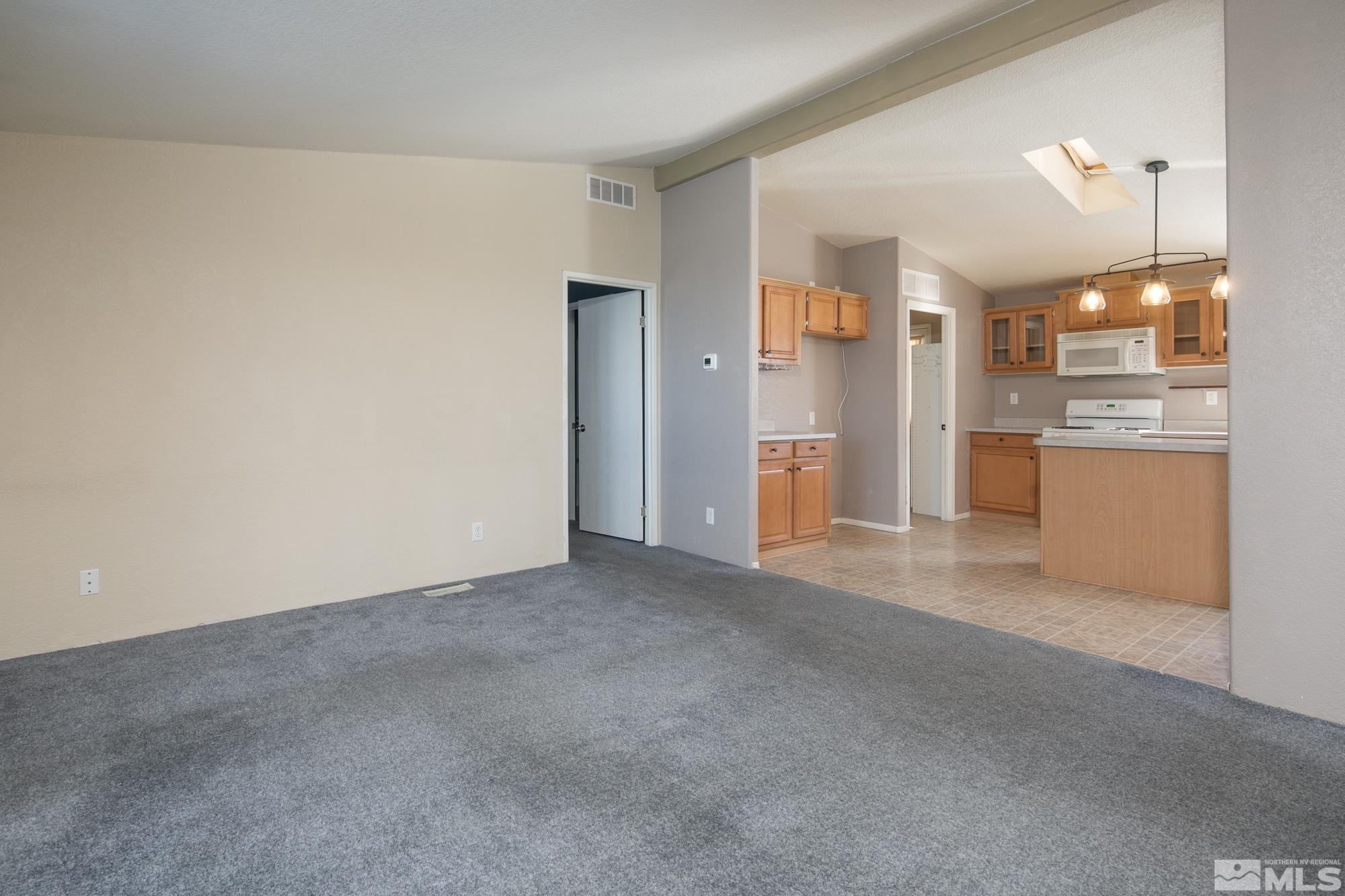 400 Paramount Court Reno, NV 89506 - Photo 10 of 32 Photo 10
