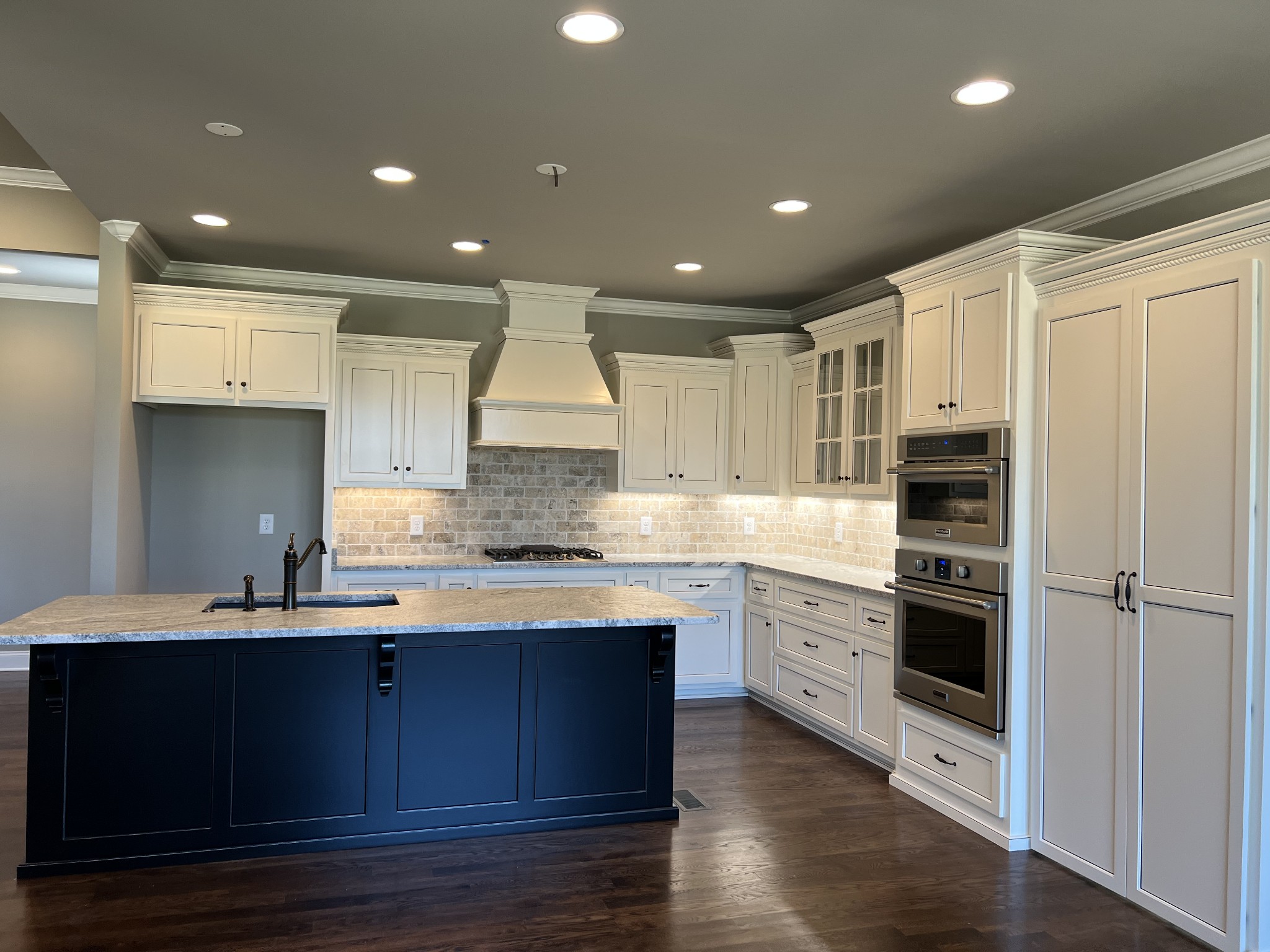 1063 Hideaway Road Columbia, TN 38401 - Photo 3 of 9