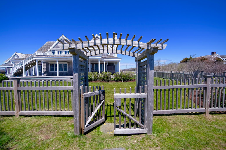 100 Tom Nevers Road Nantucket, MA 02554 - Photo 43 of 58 Going to the beach