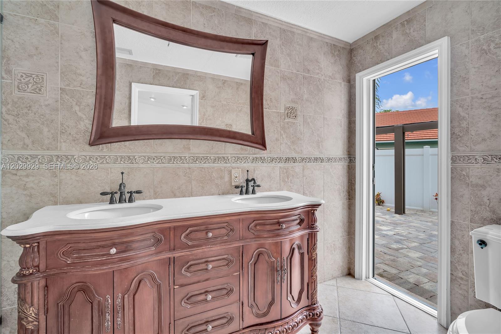 15715 Southwest 76th Terrace Miami, FL 33193 - Photo 28 of 40 Photo 28