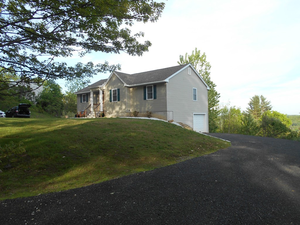 72 Clemence Hill Road Southbridge, MA 01550 - Photo 3 of 30 Gallery Image 3