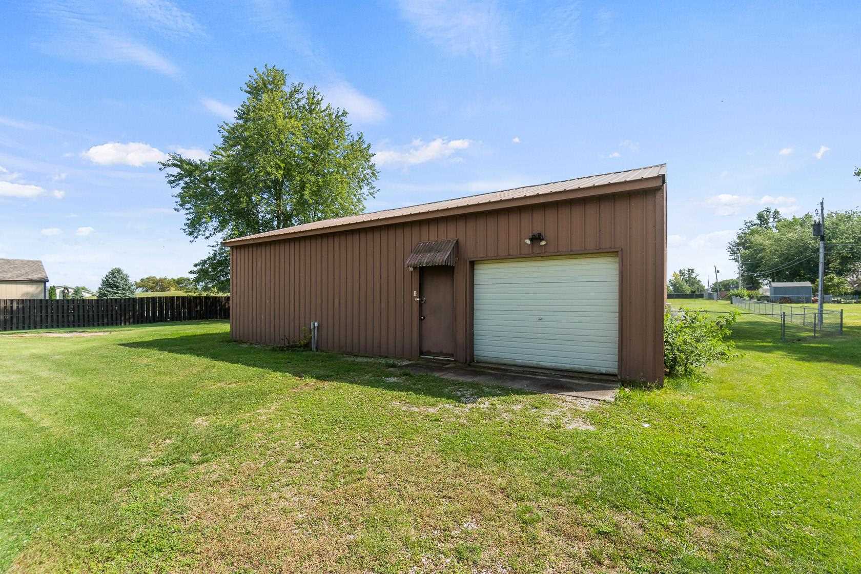 2209 Hamilton Road Fort Wayne, IN 46819 - Photo 25 of 29