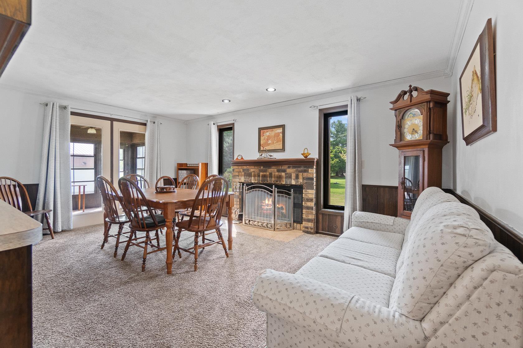 2209 Hamilton Road Fort Wayne, IN 46819 - Photo 8 of 29