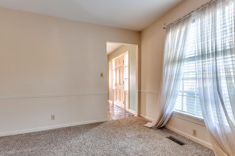 3618 Cherrylog Road Knoxville, TN 37921 - Photo 6 of 40 Gallery Image 6