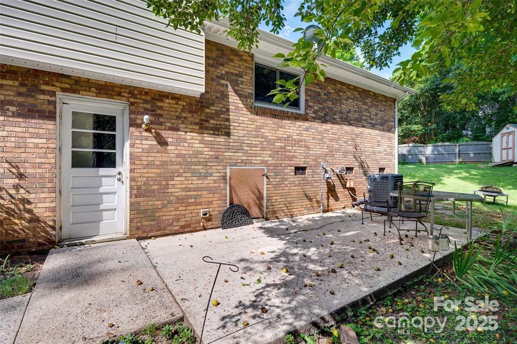 810 Applegate Court Gastonia, NC 28054 - Photo 30 of 31 a view of a backyard with a house