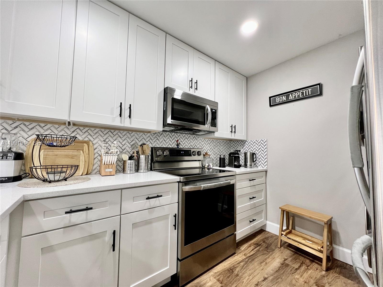 10019 Winding Lake Road, Unit 202 Sunrise, FL 33351 - Photo 5 of 27