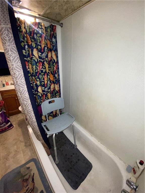 108 Munson Avenue McKees Rocks, PA 15136 - Photo 5 of 21 Gallery Image 5
