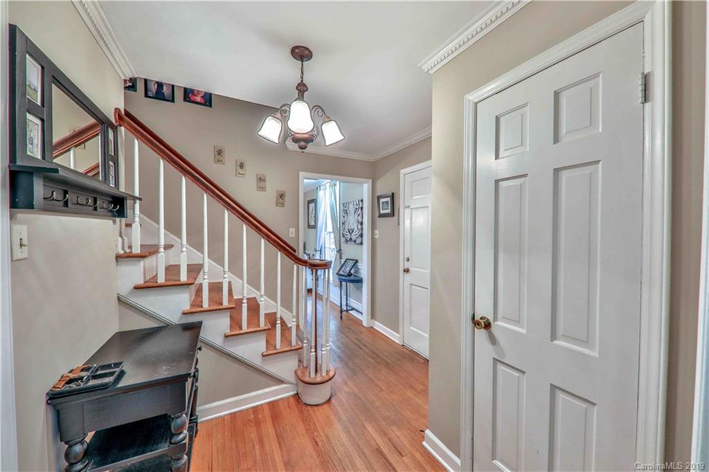 1200 Braeburn Road Charlotte, NC 28211 - Photo 3 of 39 Gallery Image 3