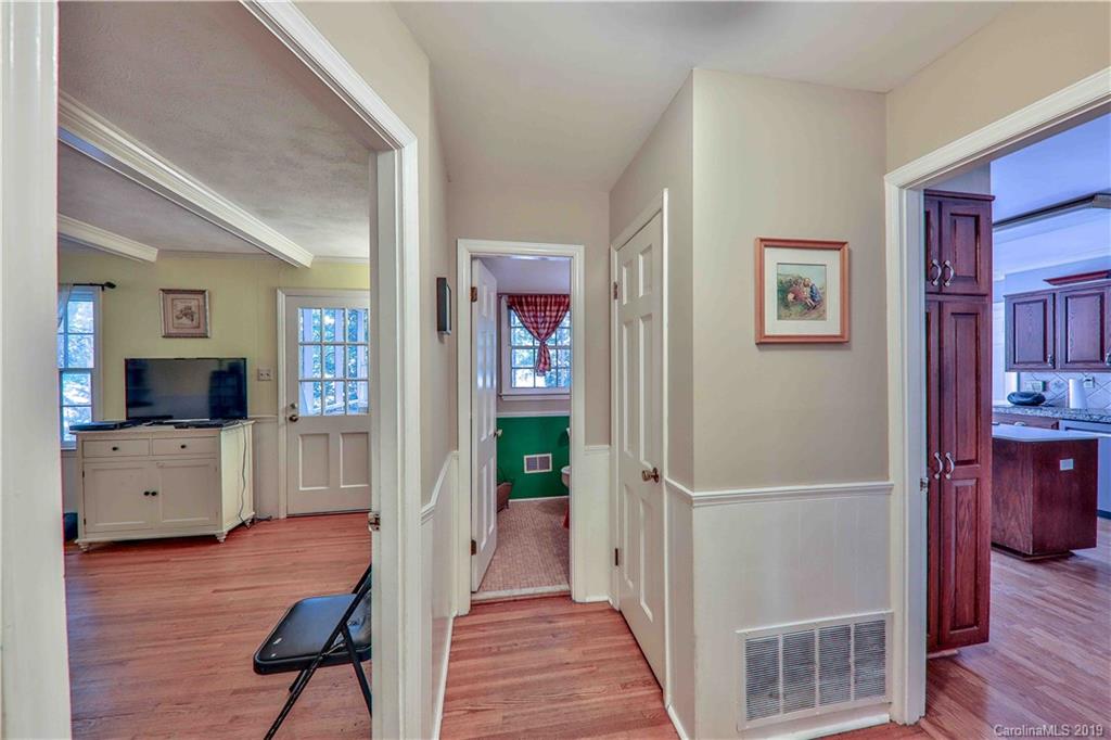 1200 Braeburn Road Charlotte, NC 28211 - Photo 8 of 39 Gallery Image 8