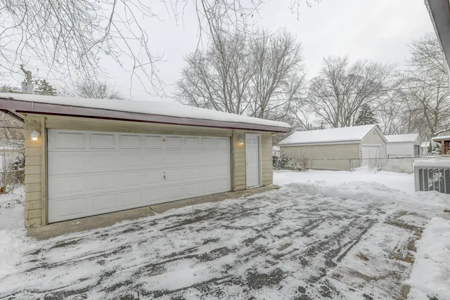 $160,000 | 2059 216th Street, Sauk Village, IL 60411