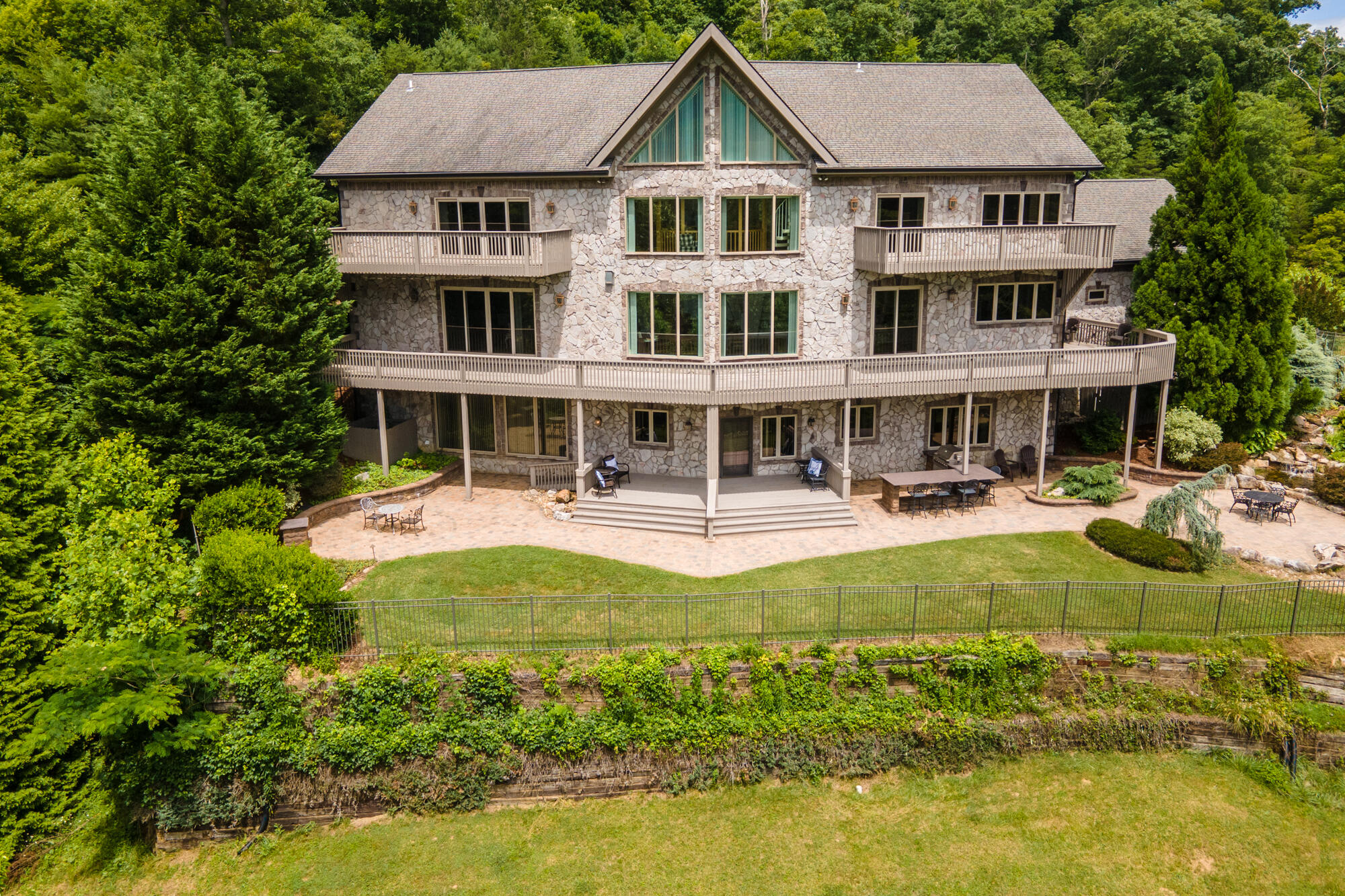 217 Roundabout Way Butler, TN 37640 - Photo 3 of 94 DJI_0379