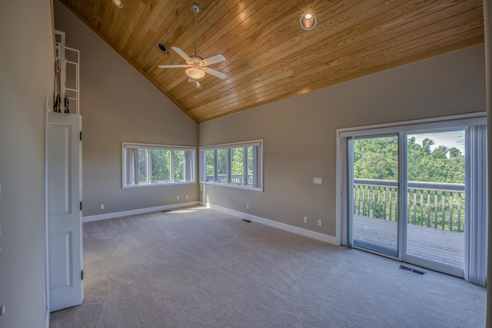 217 Roundabout Way Butler, TN 37640 - Photo 50 of 94 Z71_9162_80