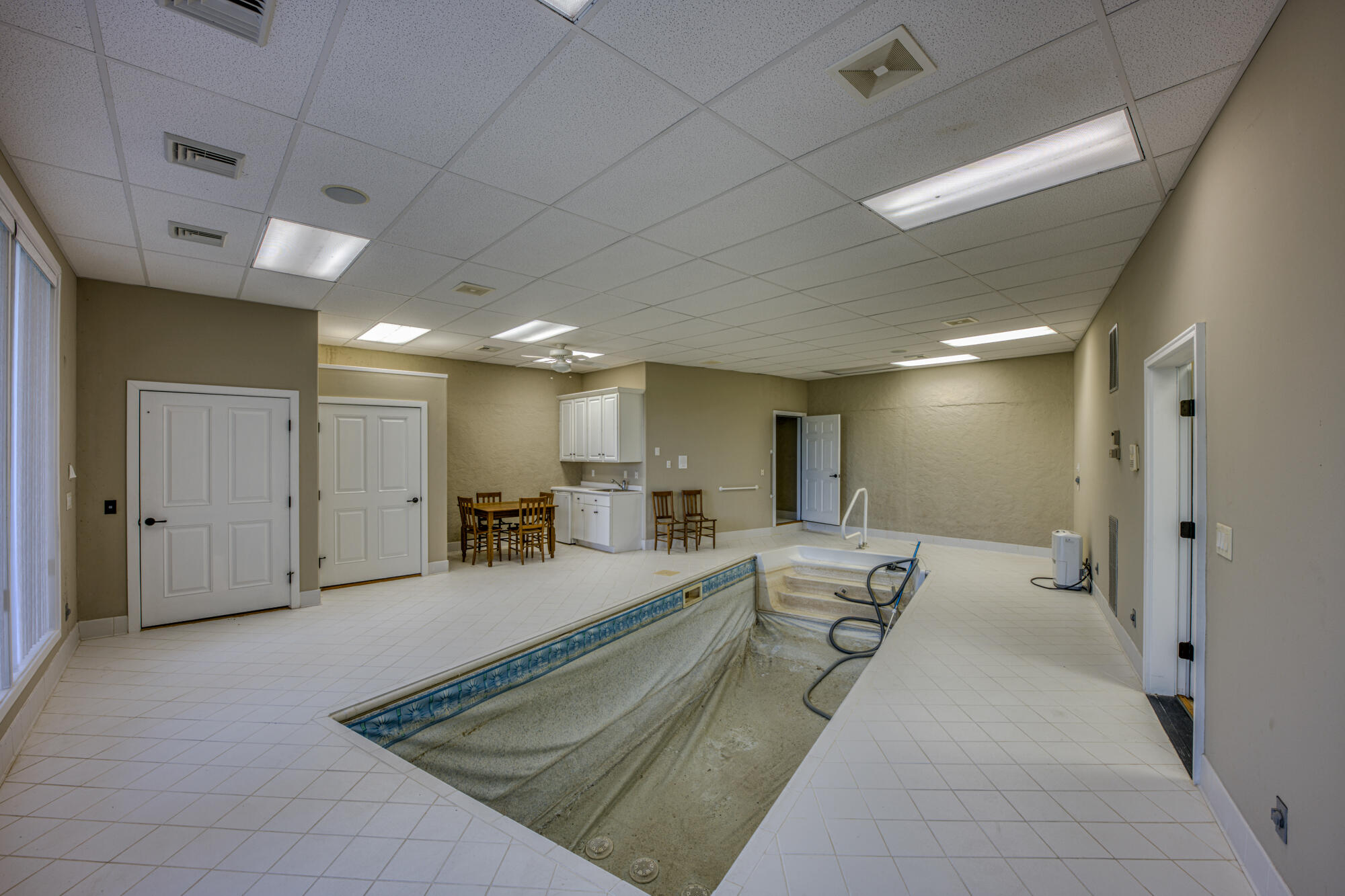 217 Roundabout Way Butler, TN 37640 - Photo 60 of 94 Z71_9173_82