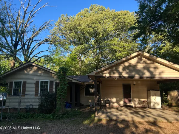 $1,650 | 622 Naples Road, Jackson, MS 39206