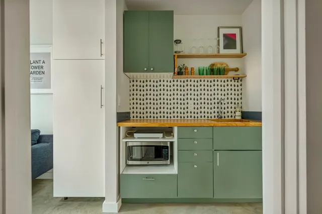 $875,000 | 618 Denson Drive, Austin, TX 78752