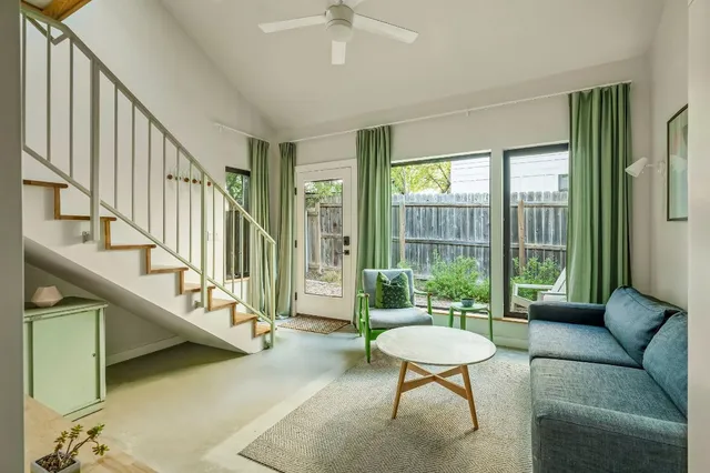 $895,000 | 618 Denson Drive, Austin, TX 78752