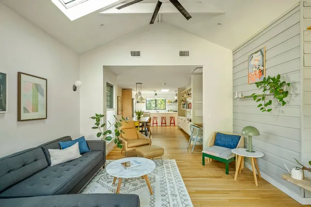 $895,000 | 618 Denson Drive, Austin, TX 78752