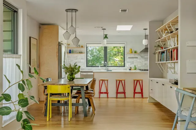 $895,000 | 618 Denson Drive, Austin, TX 78752