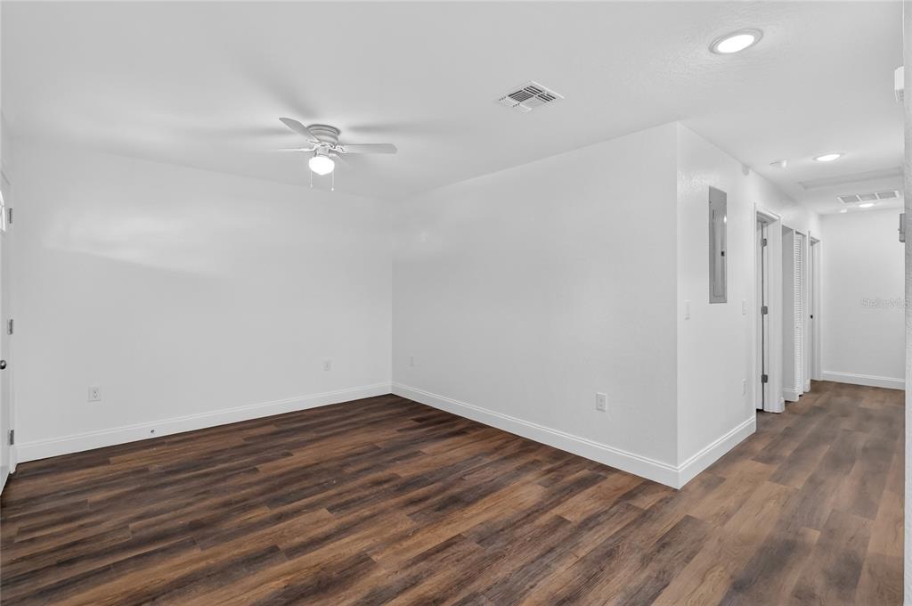 728 Henry Road Auburndale, FL 33823 - Photo 17 of 40 Gallery Image 17