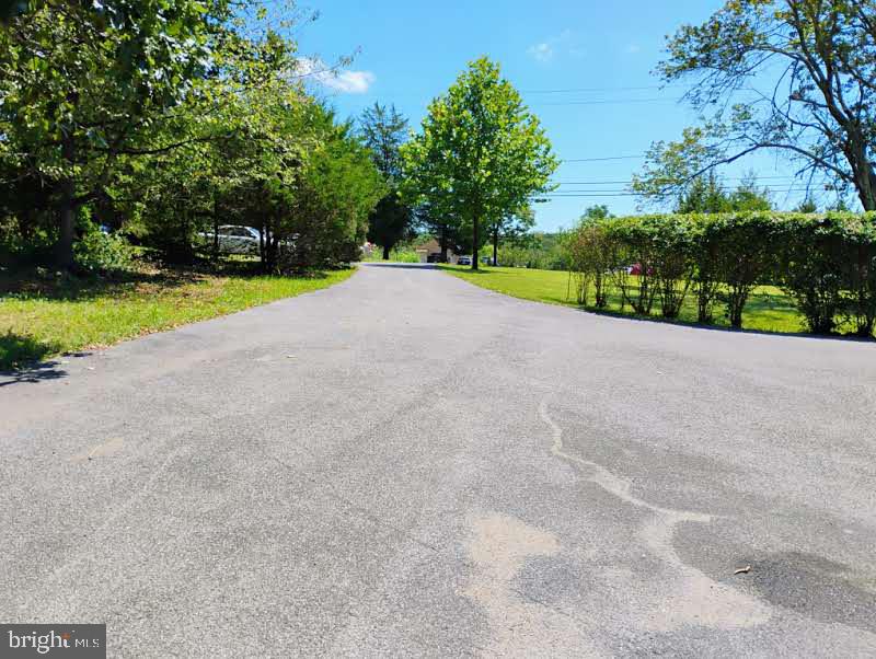 5010 Wards Chapel Road Reisterstown, MD 21136 - Photo 33 of 34 Private oversized driveway