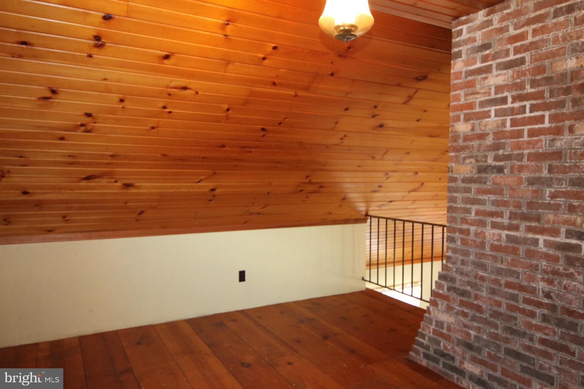 5010 Wards Chapel Road Reisterstown, MD 21136 - Photo 5 of 34 Private loft area great for office or studio space