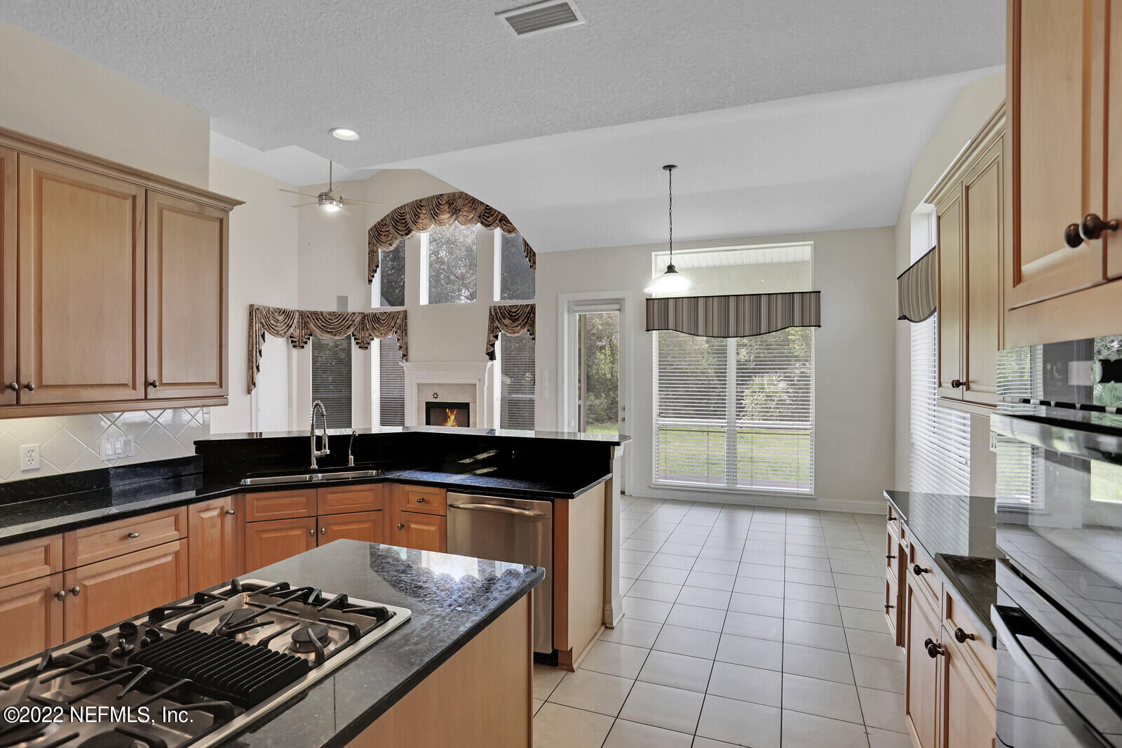 423 Sebastian Square St. Augustine, FL 32095 - Photo 14 of 54 24_2P5A9037_mls