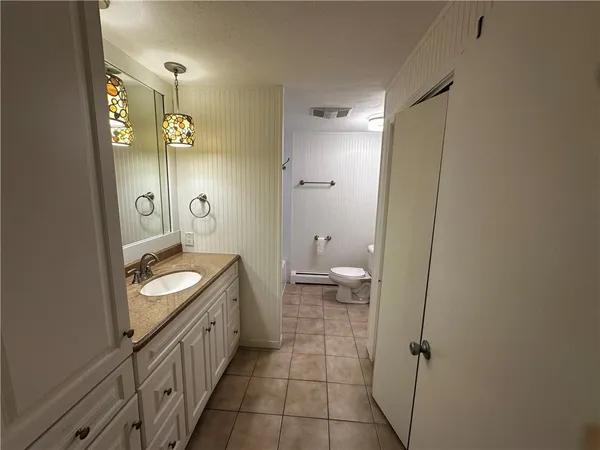 $2,500 | 205 Woodside Drive, North Providence, RI 02904