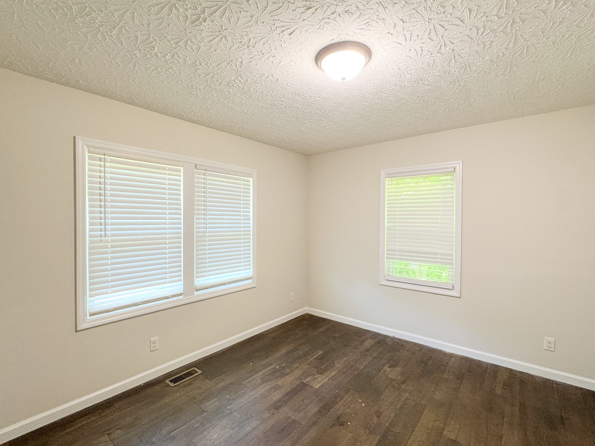 228 Howell Road Westmoreland, TN 37186 - Photo 29 of 33 Gallery Image 29
