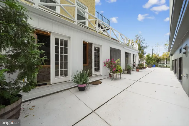 a view of house with outdoor space and porch