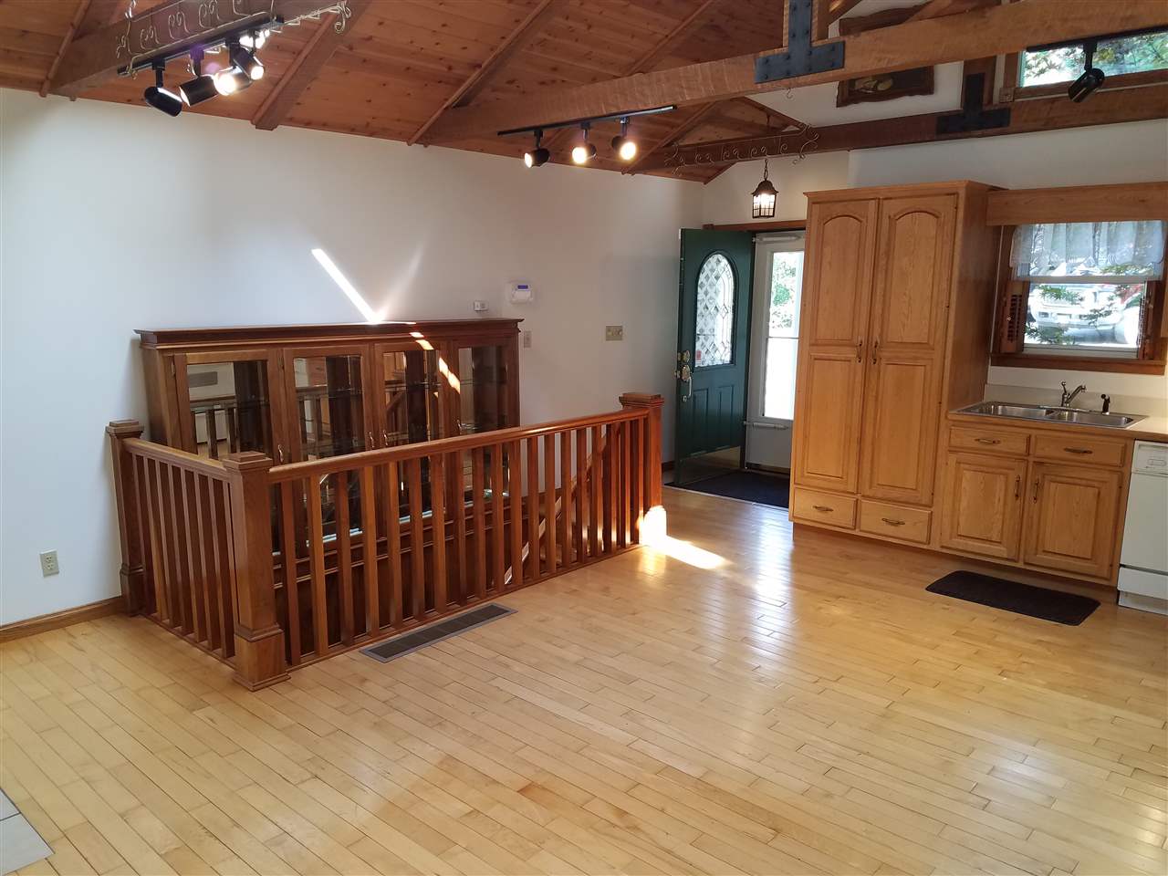 1723 Troy Ridge Road Tell City, IN 47586 - Photo 10 of 36