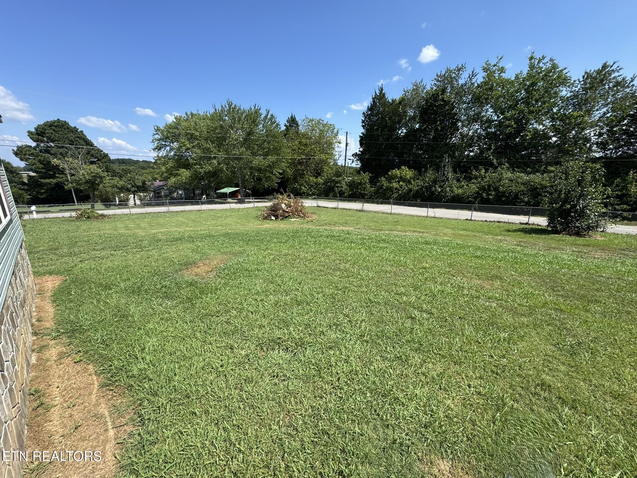 115 Honeysuckle Road Loudon, TN 37774 - Photo 28 of 37 P9.9
