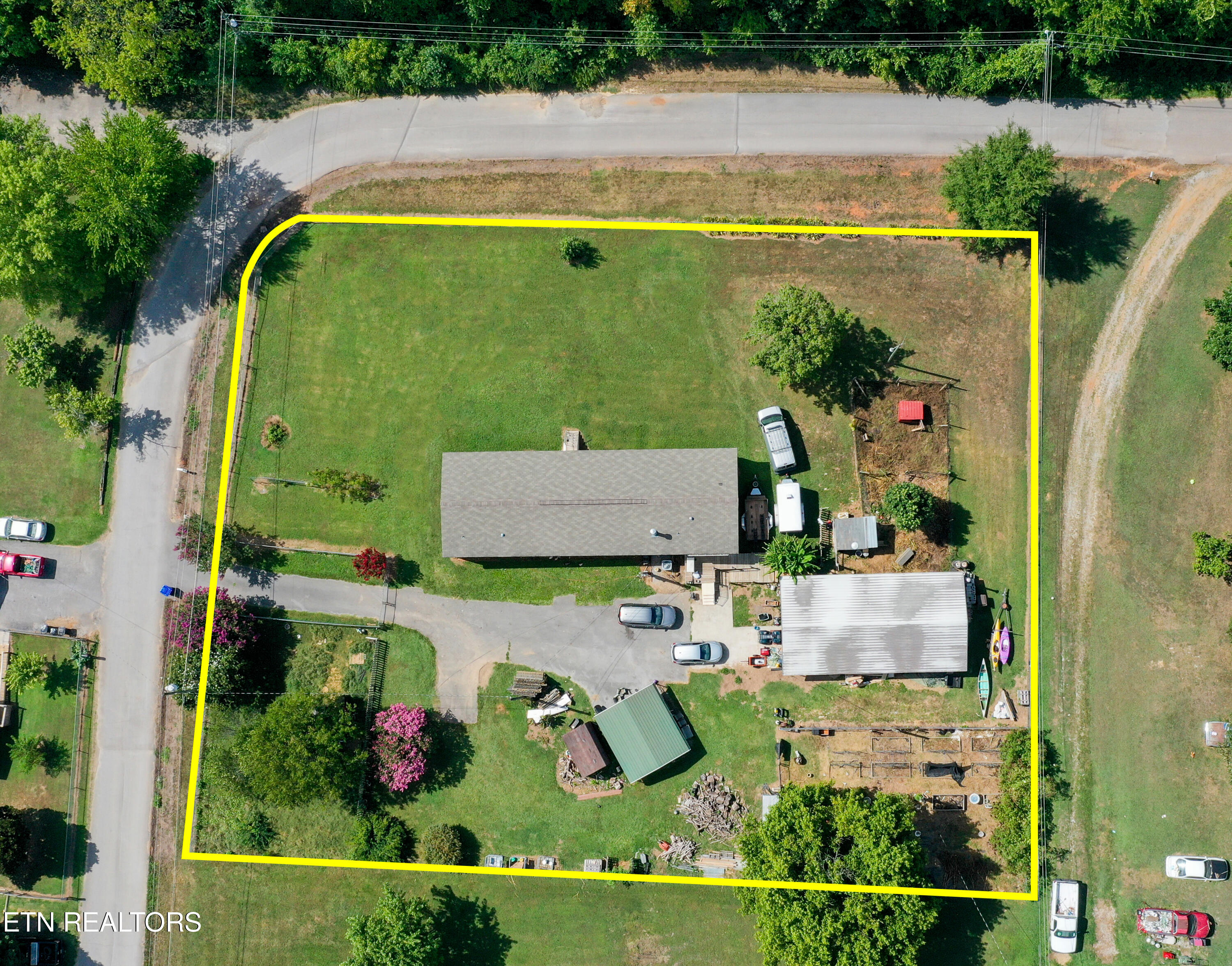 115 Honeysuckle Road Loudon, TN 37774 - Photo 3 of 37 Aerial3 w_ lines