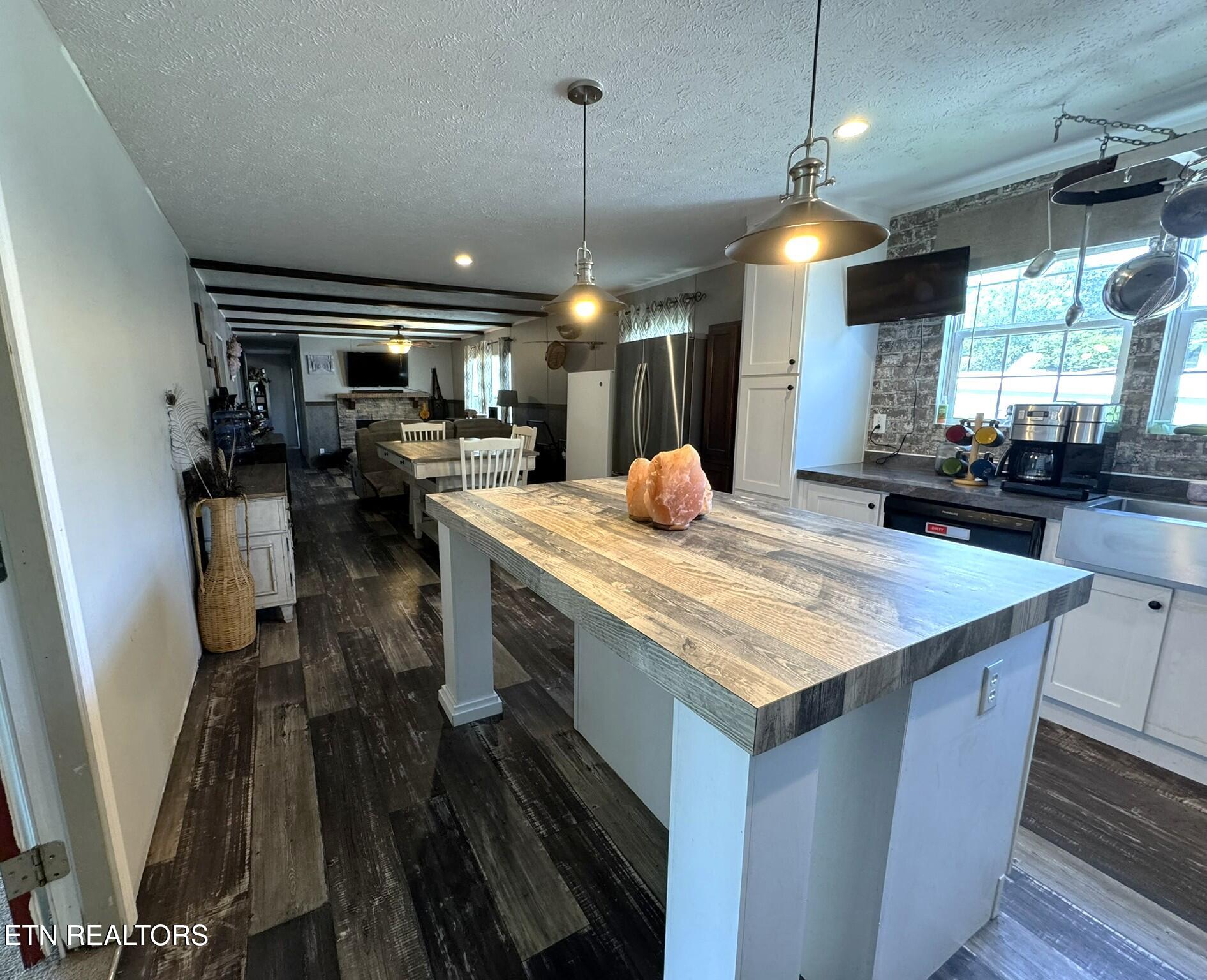 115 Honeysuckle Road Loudon, TN 37774 - Photo 8 of 37 P14.14